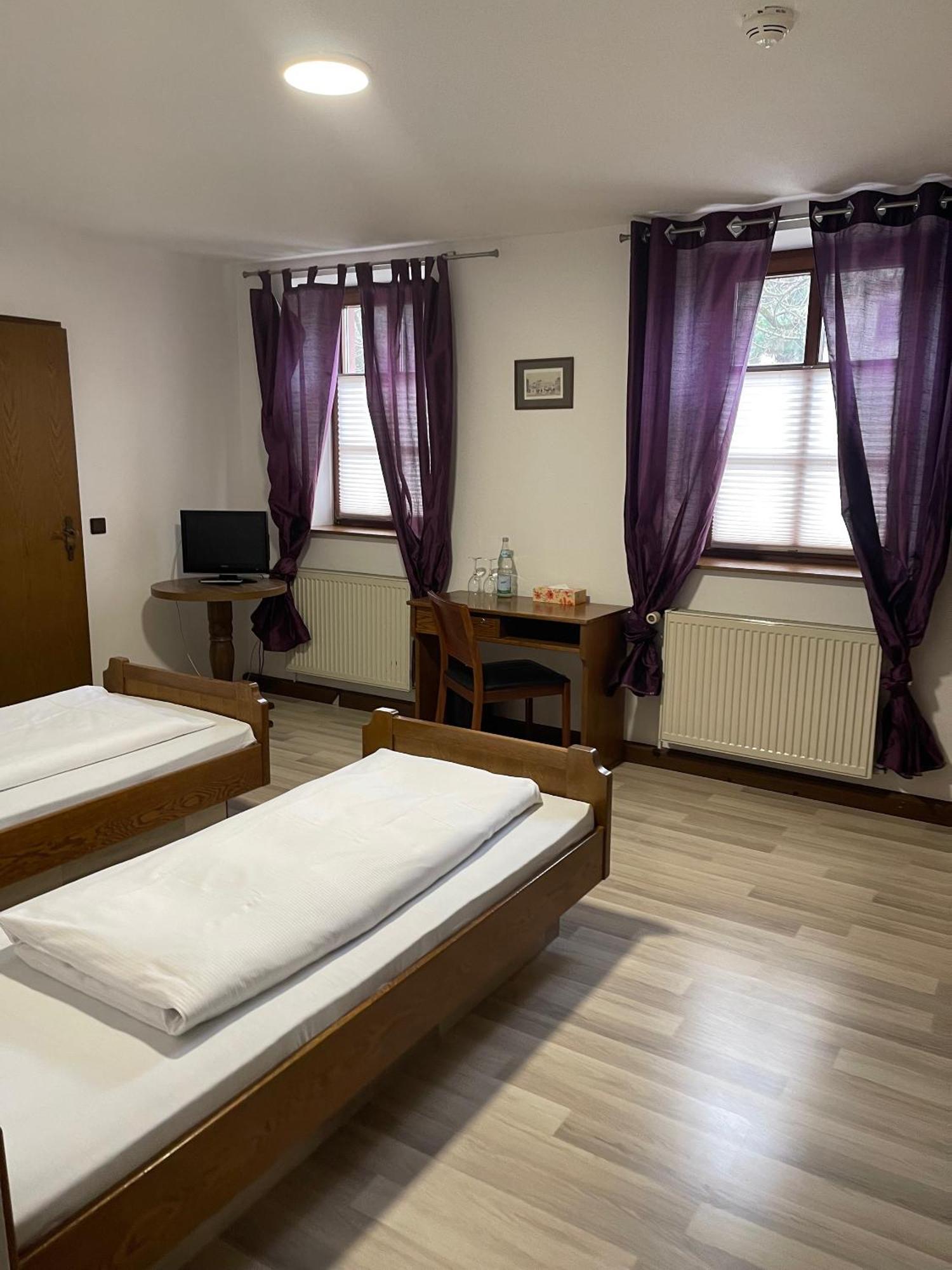 Landhotel Sickinger Hof Walldorf  Exteriér fotografie
